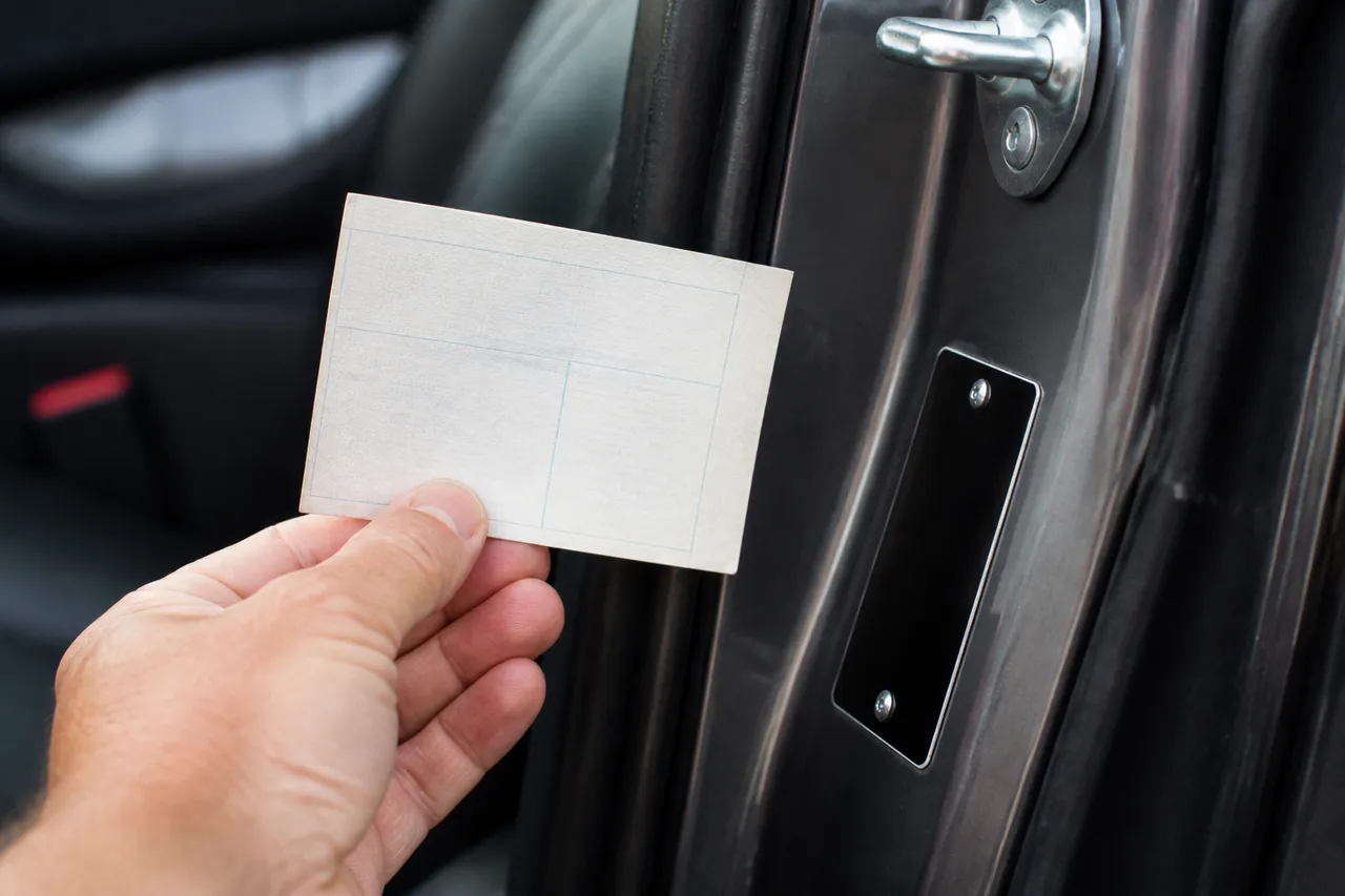 Vérification du numéro VIN d'une voiture d'occasion